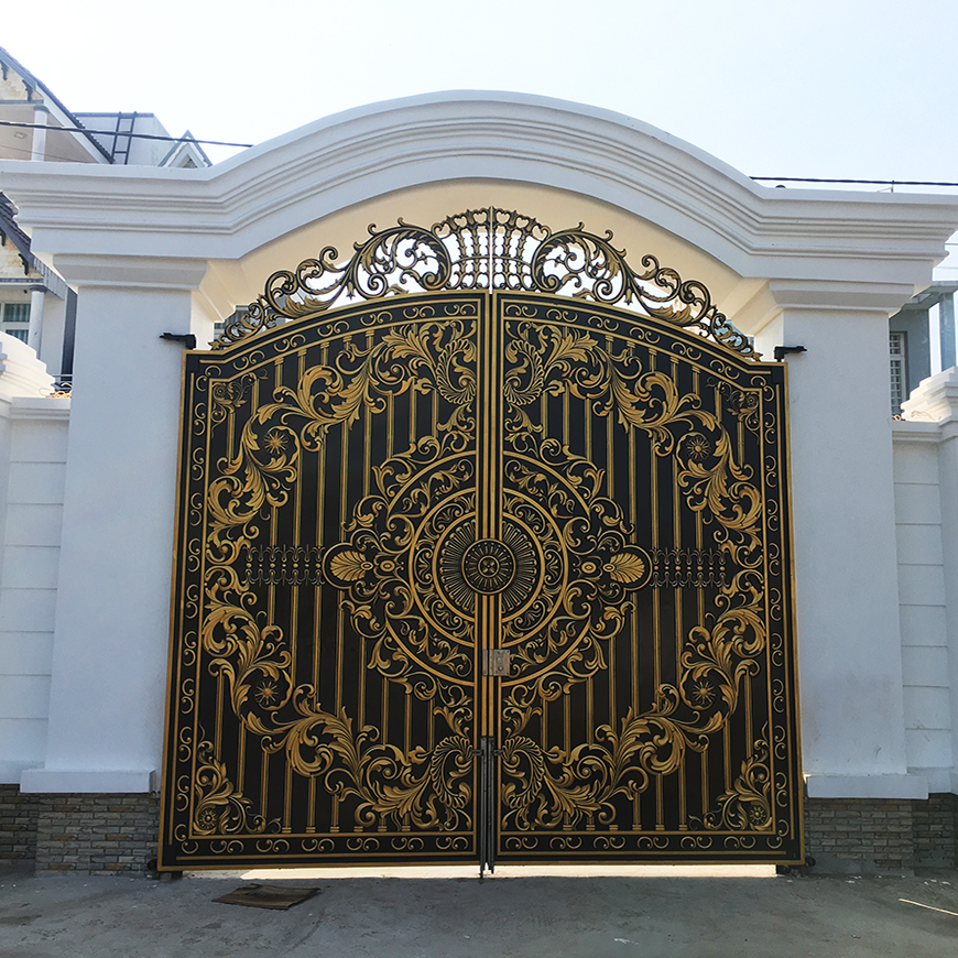 Cổng nhôm đúc hoa văn